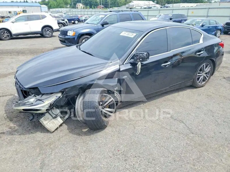 2014 Infinity Q50 photo