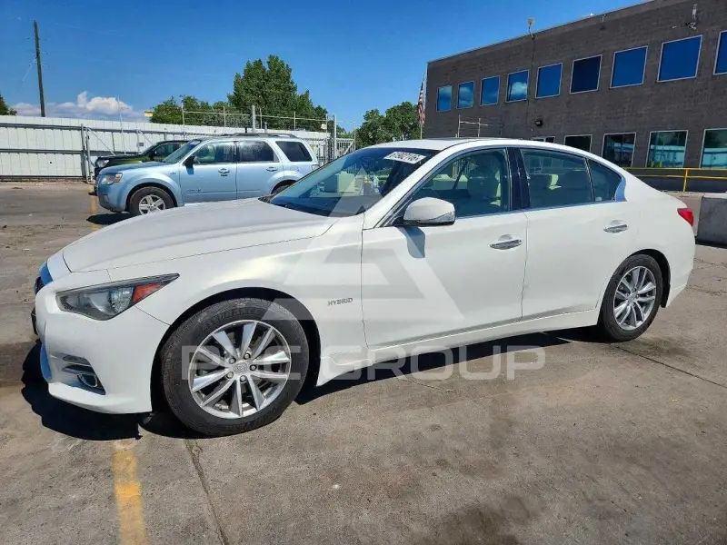 2014 Infinity Q50 фото