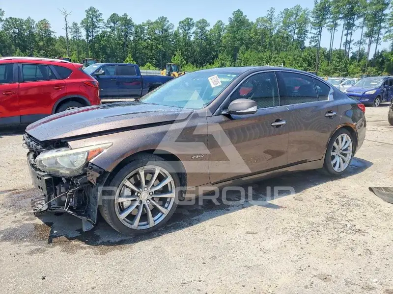 2014 Infinity Q50 фото