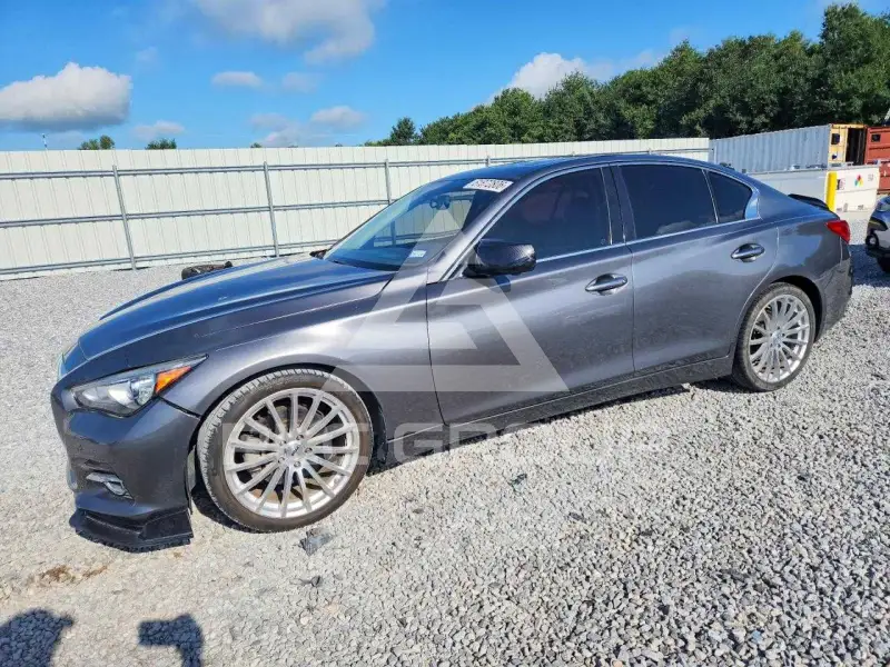 2014 Infinity Q50 фото