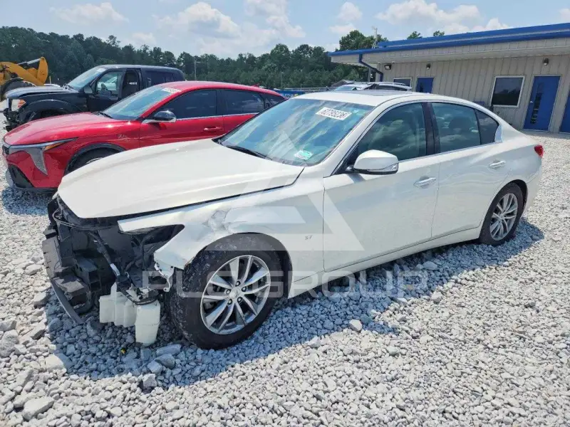 2014 Infinity Q50 фото