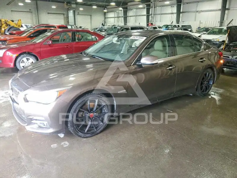 2014 Infinity Q50 фото