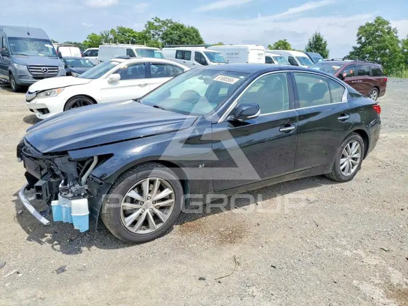 2014 Infinity Q50 фото