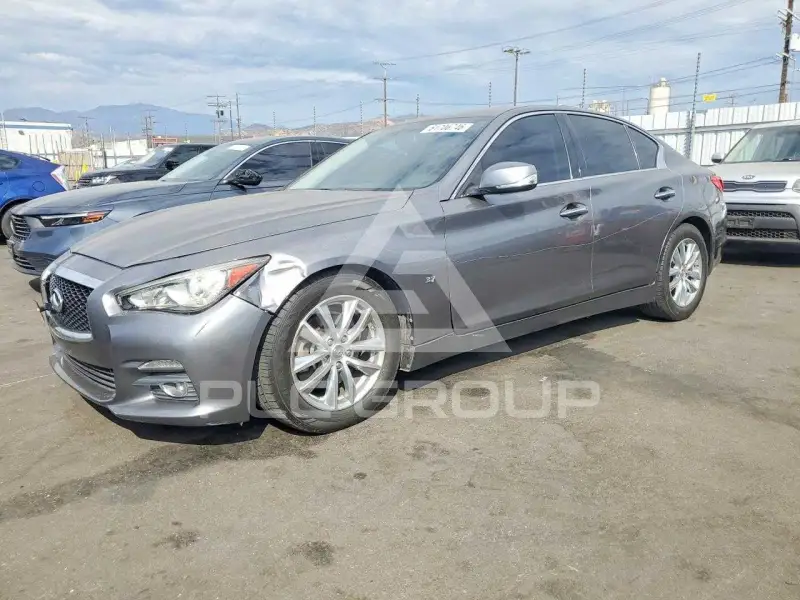 2014 Infinity Q50 photo