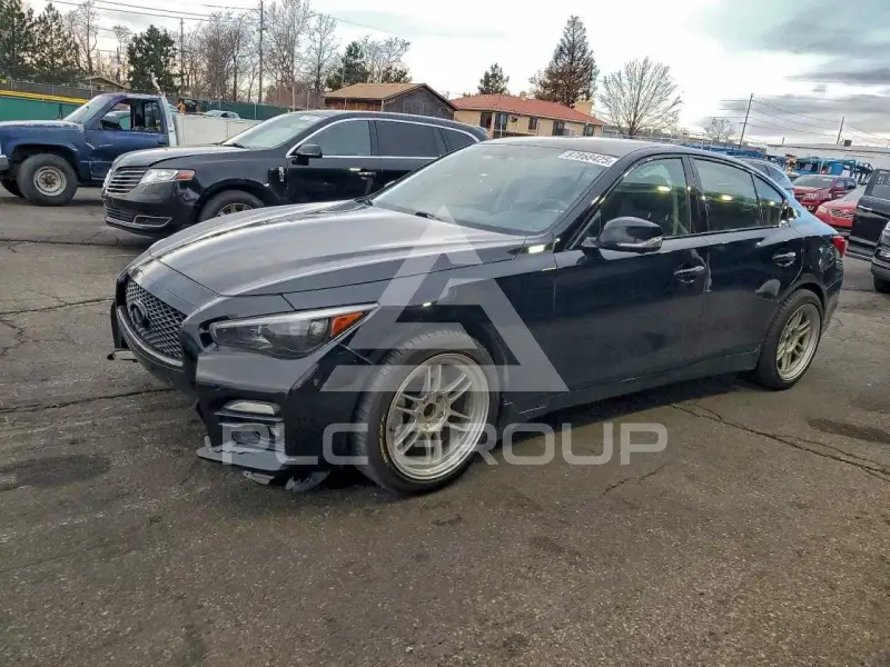 2014 Infinity Q50 фото