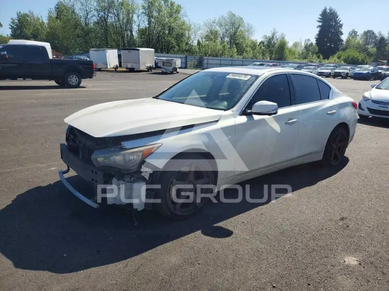 2014 Infinity Q50 фото