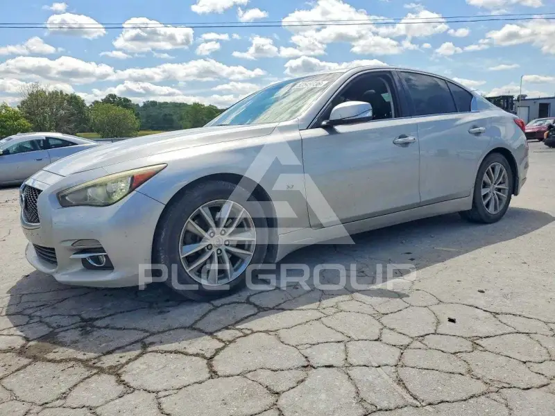 2014 Infinity Q50 фото
