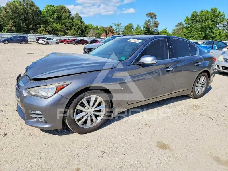 2014 Infinity Q50 photo