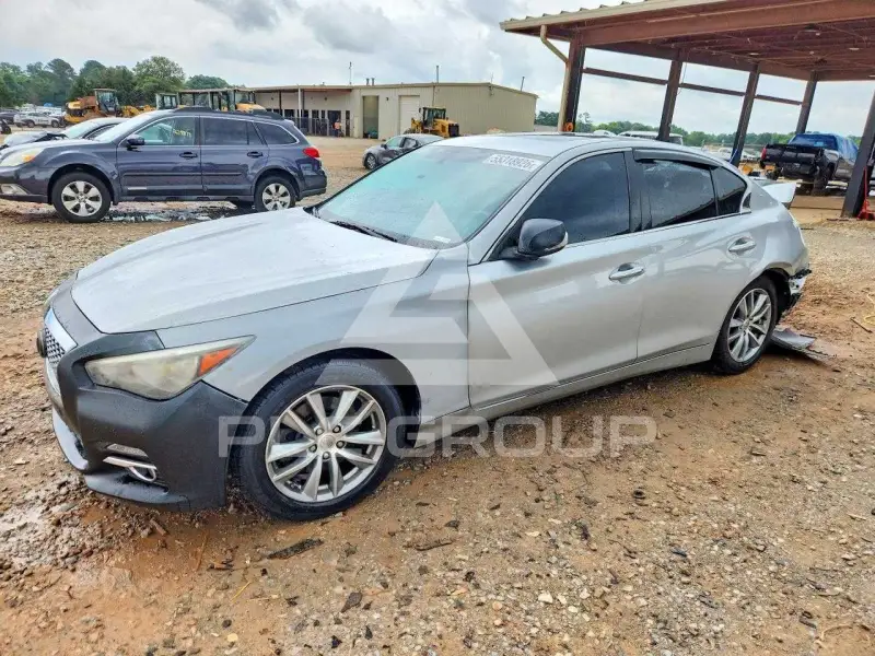 2014 Infinity Q50 фото