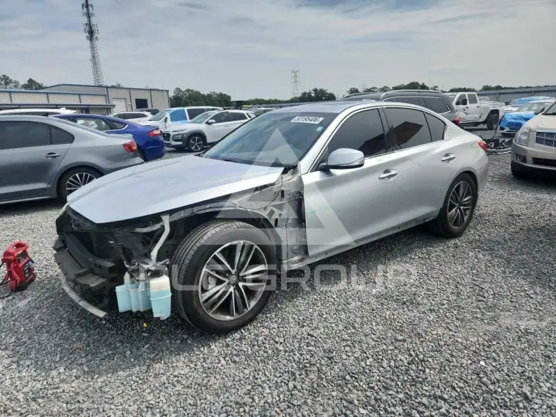 2014 Infinity Q50 фото