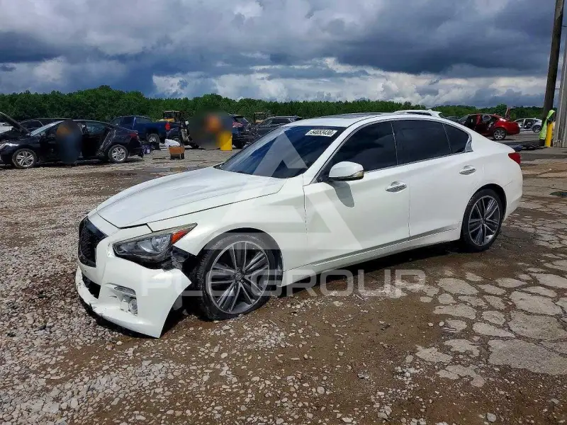 2014 Infinity Q50 photo