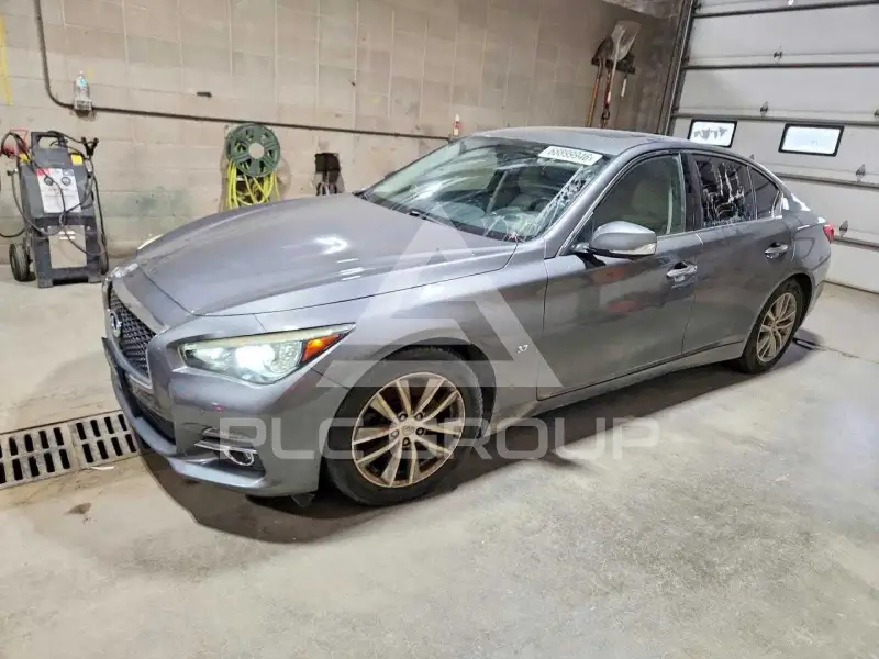 2014 Infinity Q50 фото