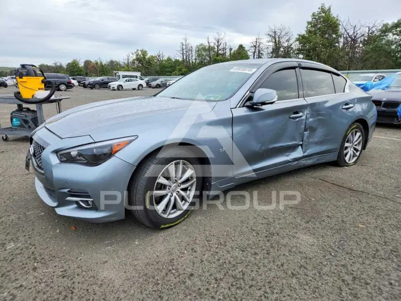 2014 Infinity Q50 фото