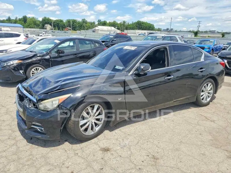2014 Infinity Q50 фото