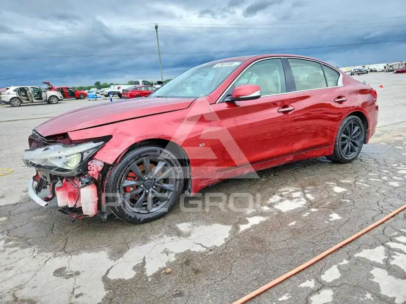 2014 Infinity Q50 фото