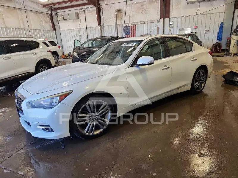 2014 Infinity Q50 фото