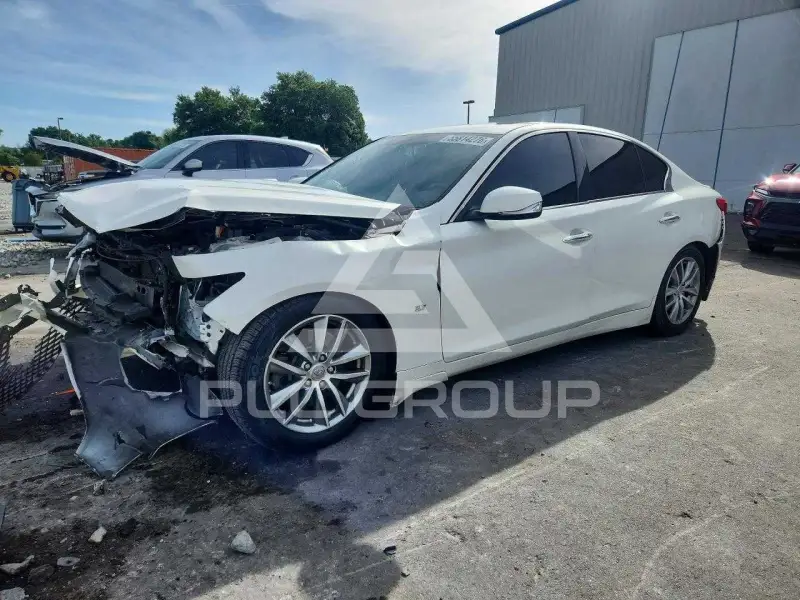 2014 Infinity Q50 photo