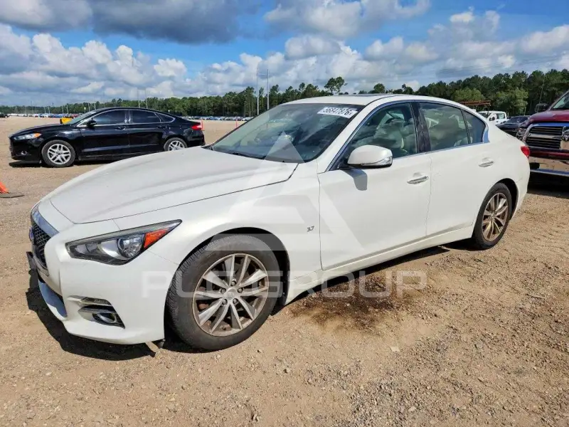 2014 Infinity Q50 фото
