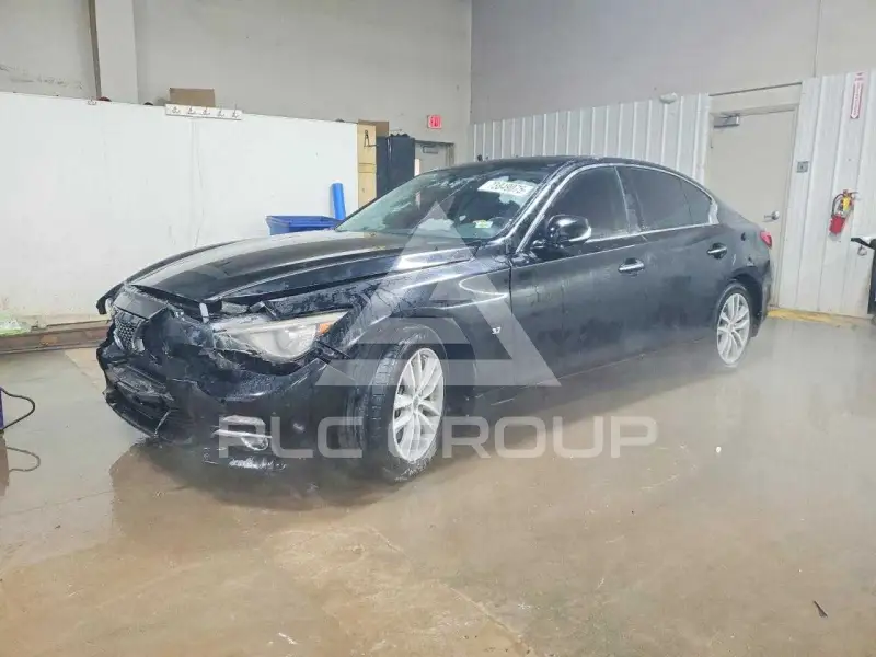 2014 Infinity Q50 фото