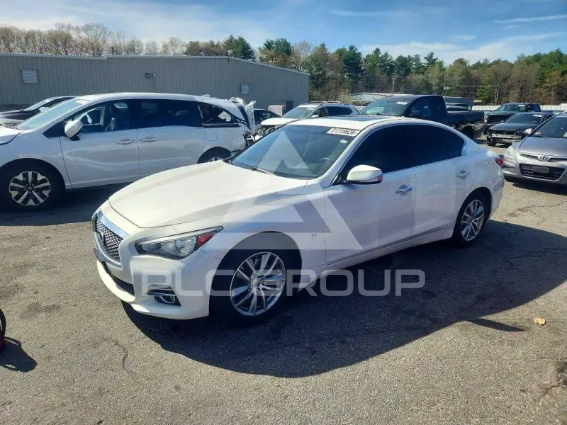 2014 Infinity Q50 photo