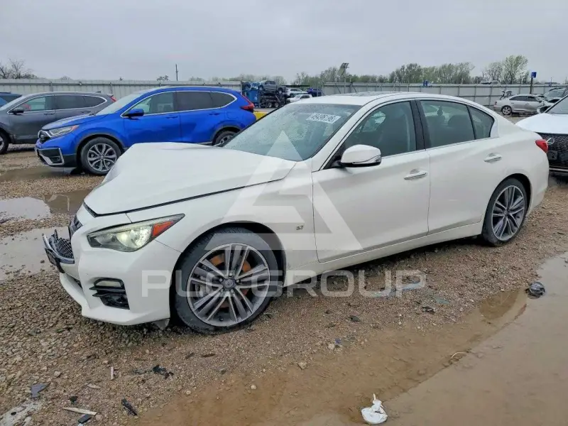 2014 Infinity Q50 photo