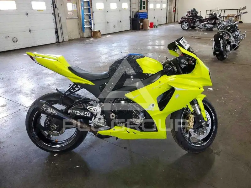 2014 Suzuki GSX фото
