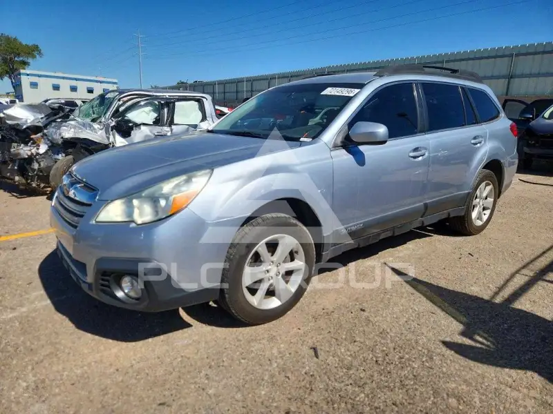 2014 Subaru Outback photo