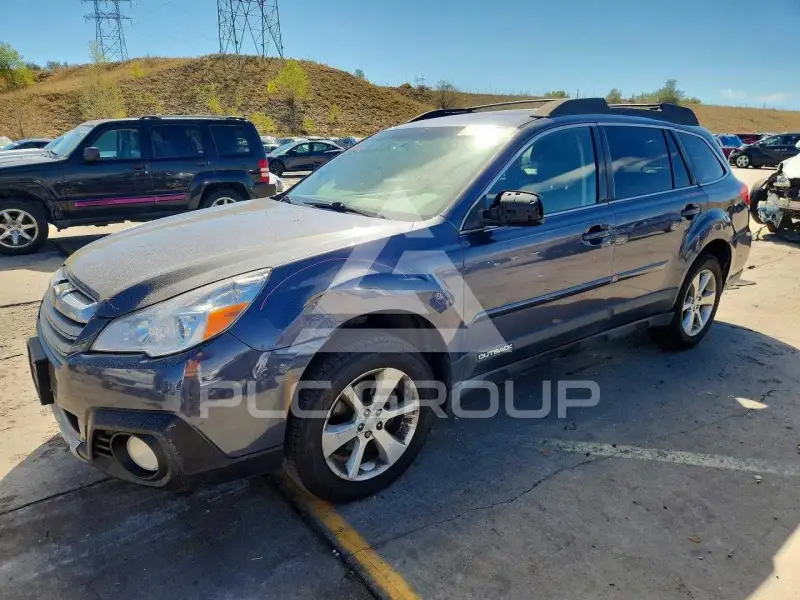2014 Subaru Outback photo