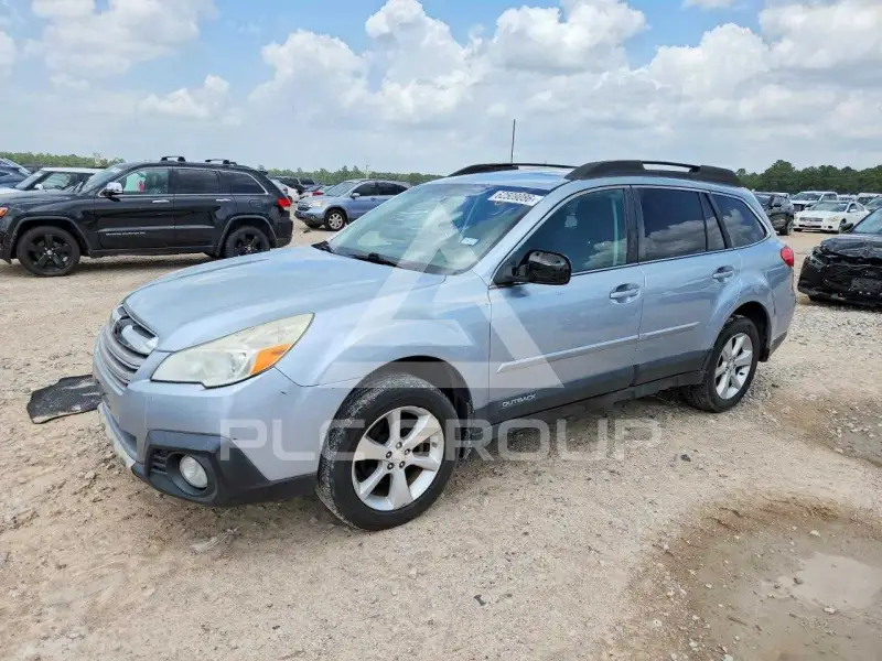2014 Subaru Outback photo