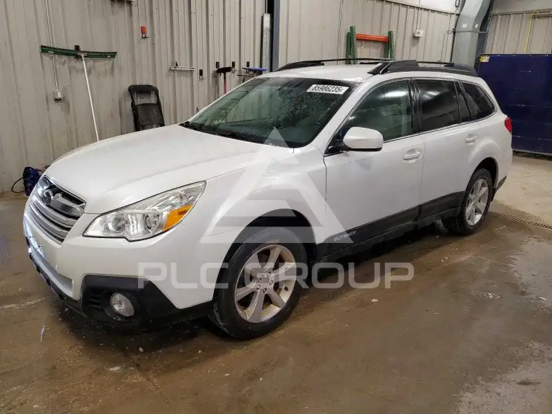 2014 Subaru Outback photo