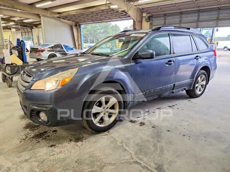 2014 Subaru Outback photo