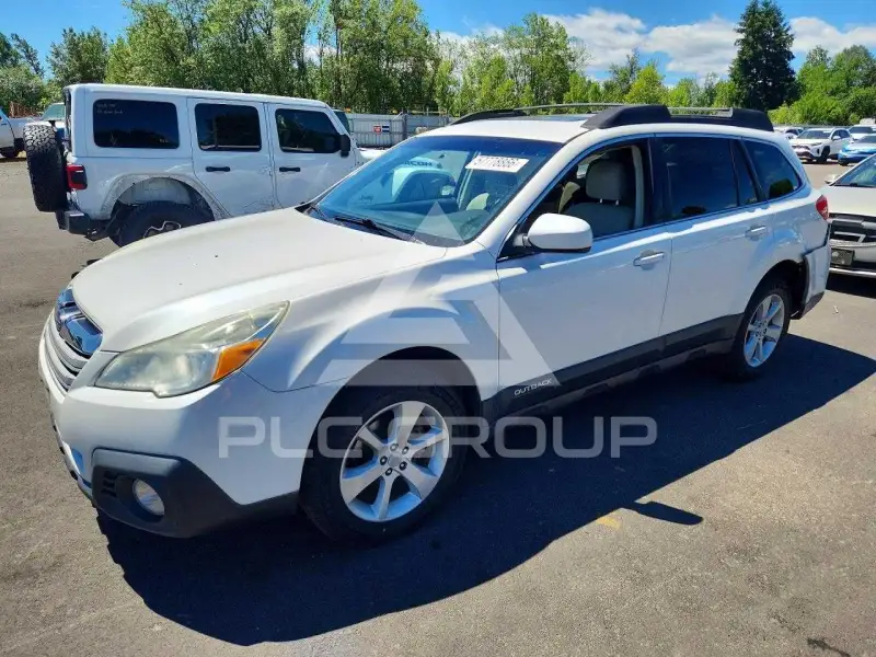2014 Subaru Outback photo