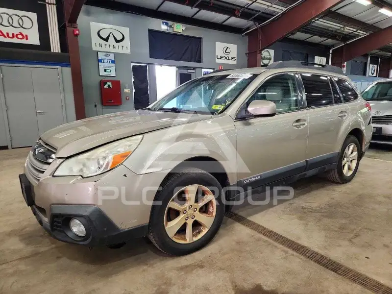 2014 Subaru Outback photo