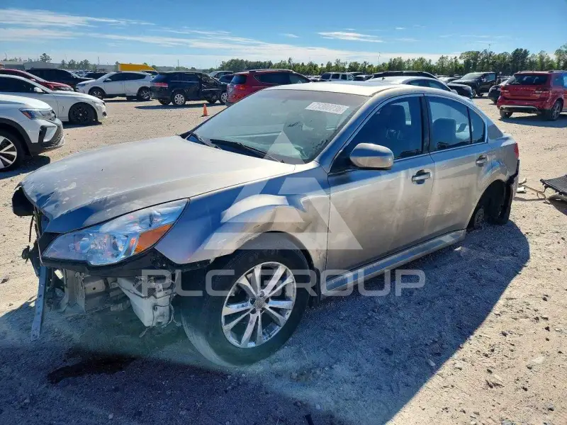 2014 Subaru Legacy photo