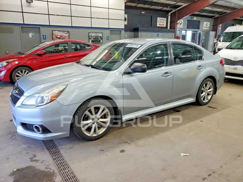 2014 Subaru Legacy фото