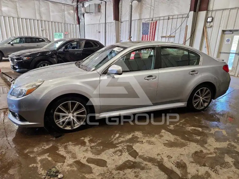2014 Subaru Legacy фото