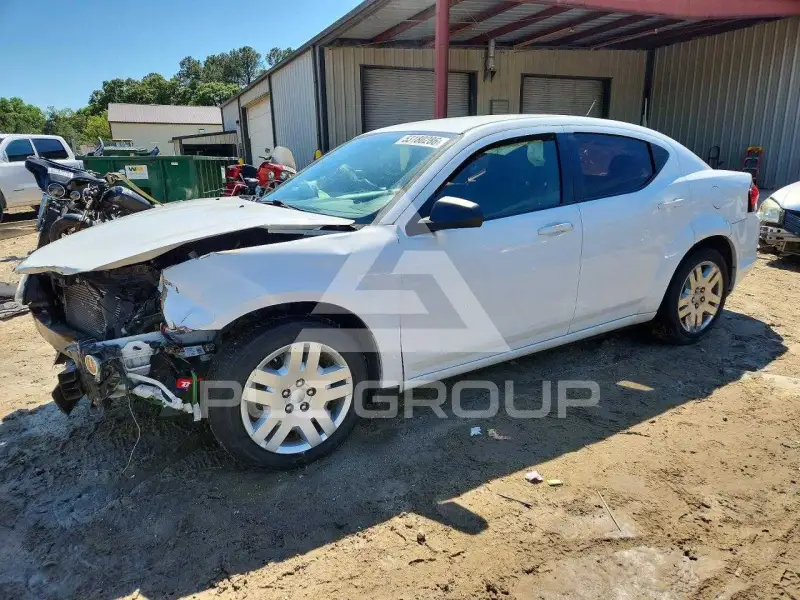 2014 Dodge AVENGER photo