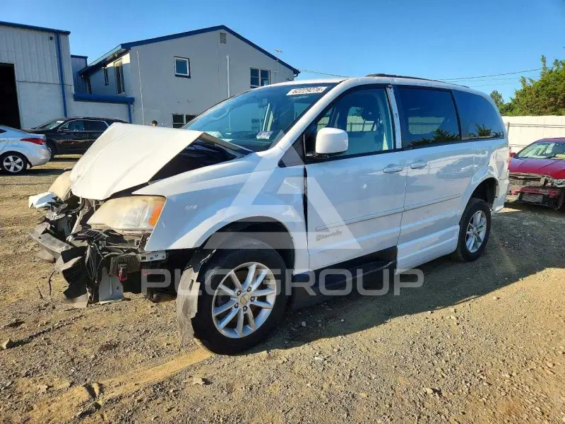 2014 Dodge CARAVAN фото