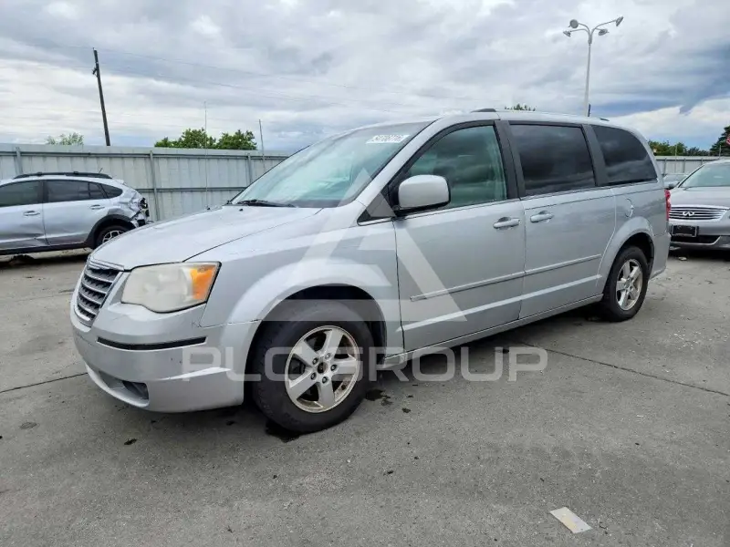 2014 Dodge CARAVAN фото