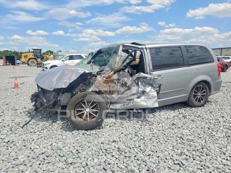 2014 Dodge CARAVAN photo
