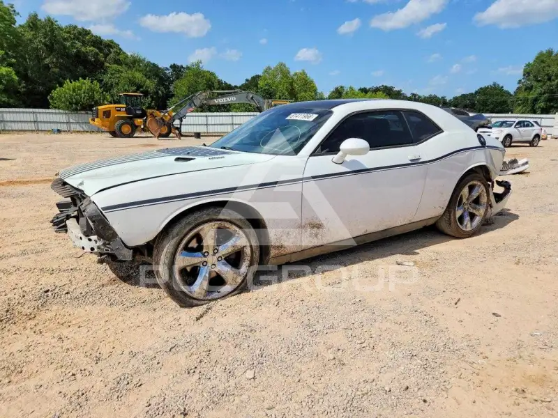2014 Dodge CHALLENGER photo