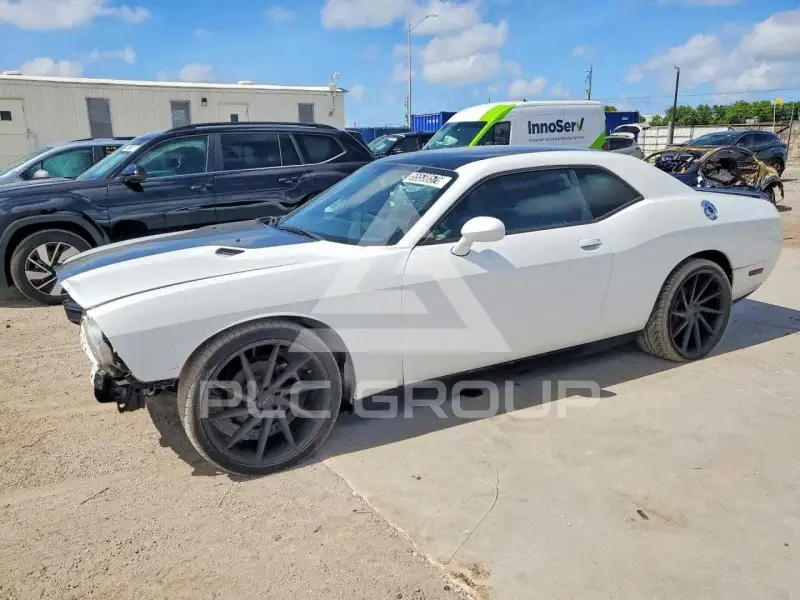 2014 Dodge CHALLENGER фото