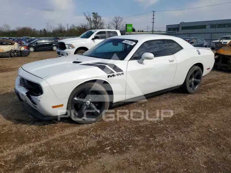 2014 Dodge CHALLENGER photo