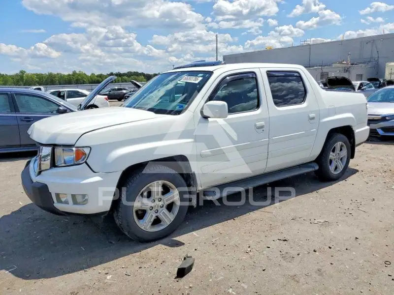 2014 Honda RIDGELINE photo