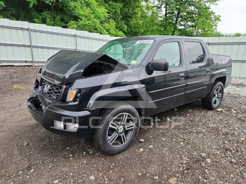 2014 Honda RIDGELINE photo