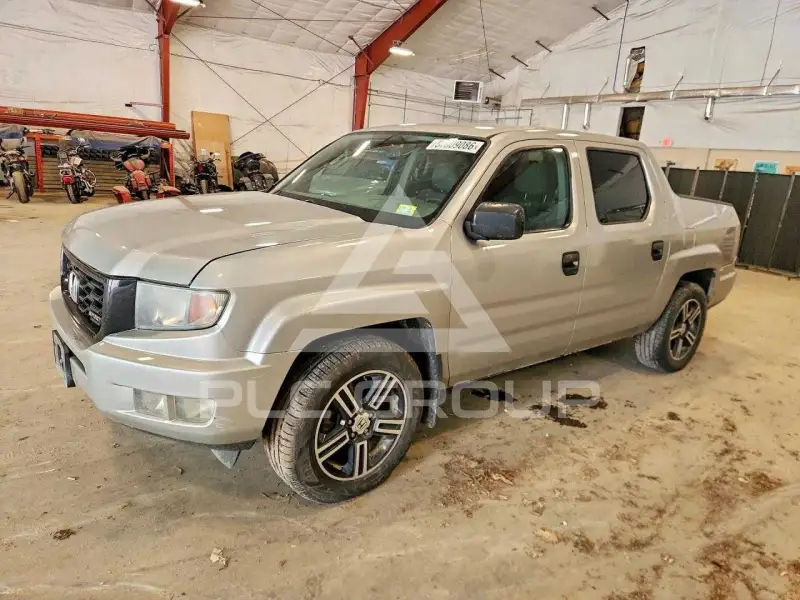 2014 Honda RIDGELINE photo