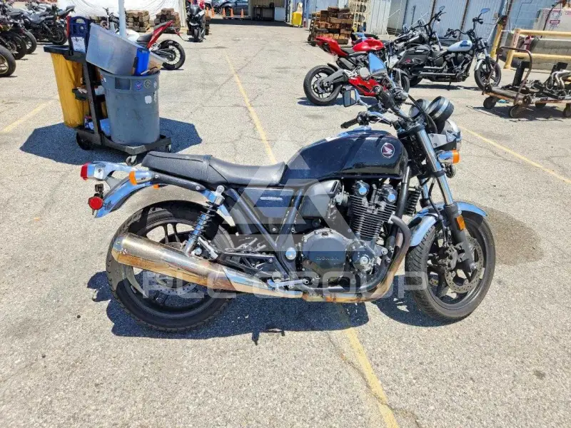 2014 Honda CB фото