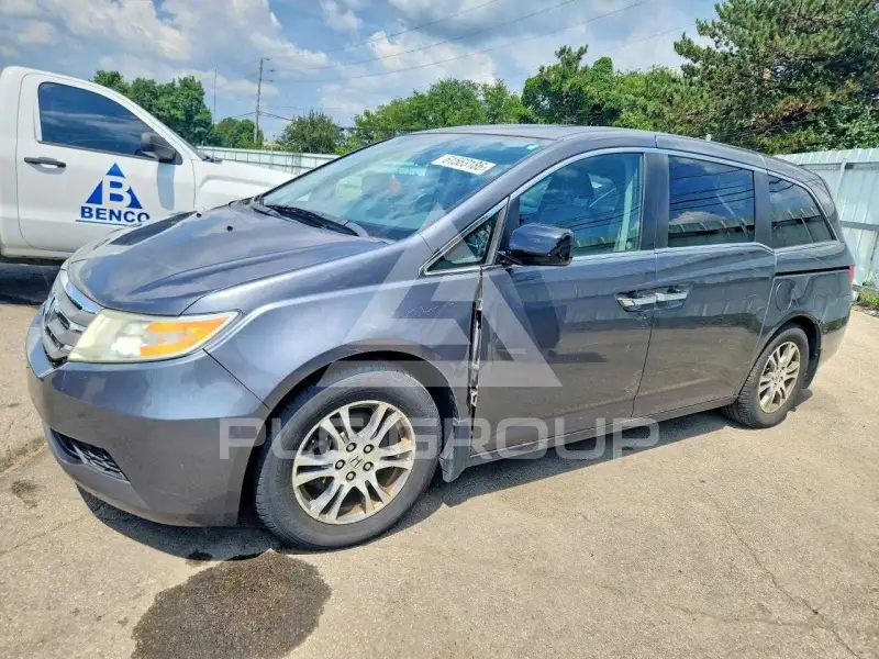 2014 Honda ODYSSEY photo