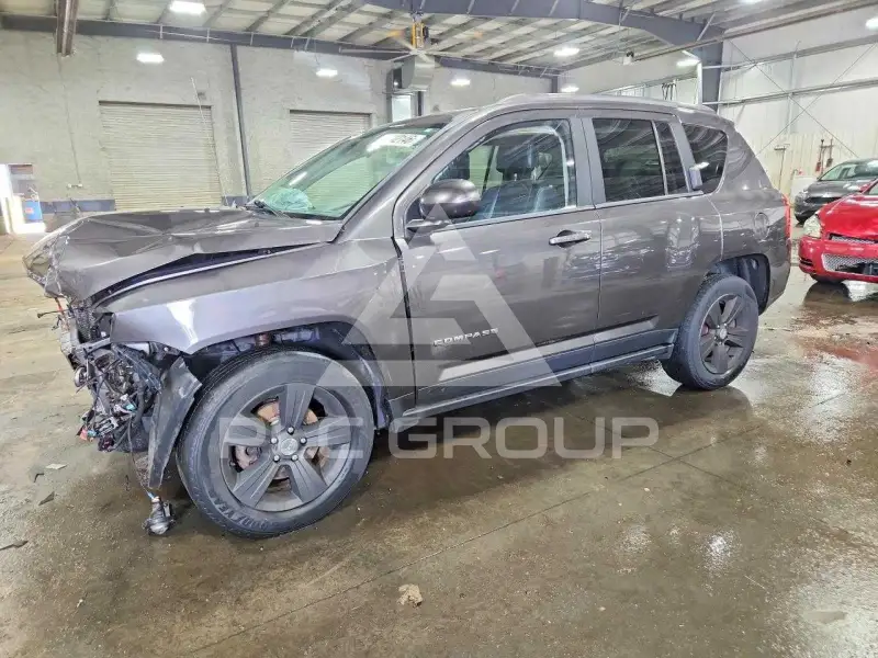 2014 Jeep COMPASS photo