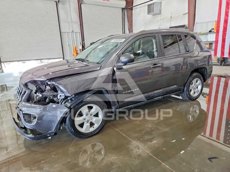 2014 Jeep COMPASS photo